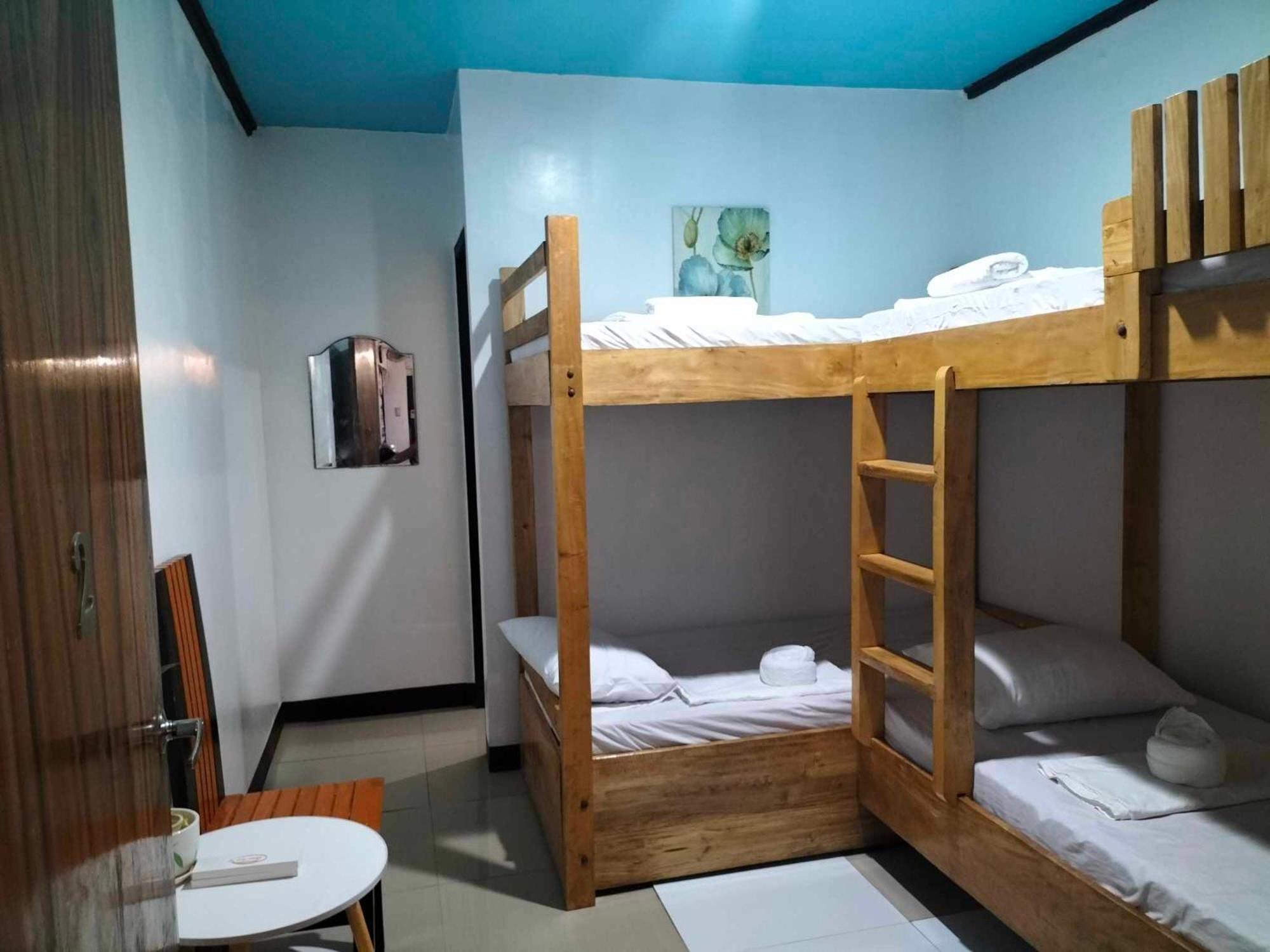 Brenmariel Tourist Inn Эль-Нидо Экстерьер фото