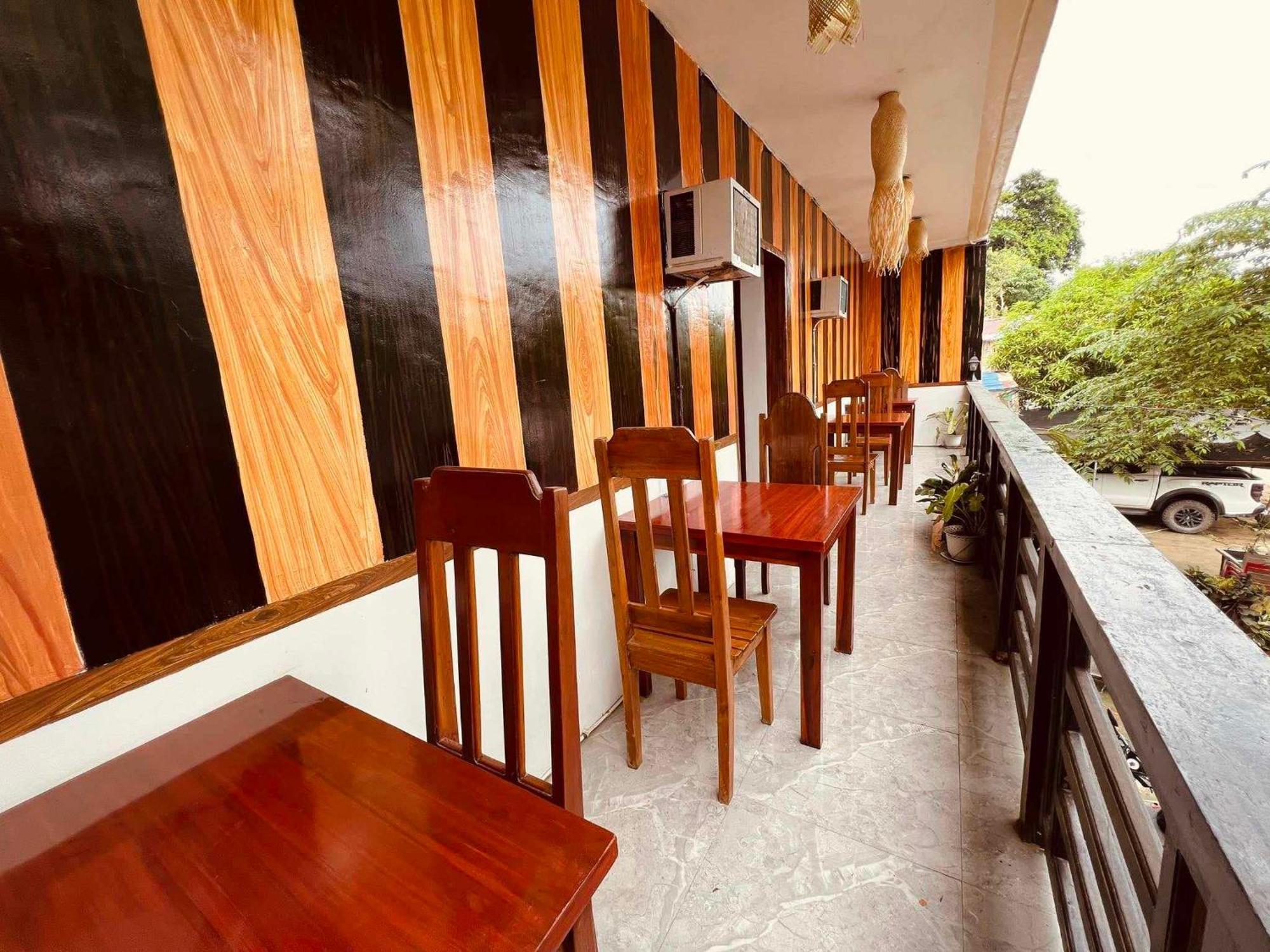 Brenmariel Tourist Inn Эль-Нидо Экстерьер фото