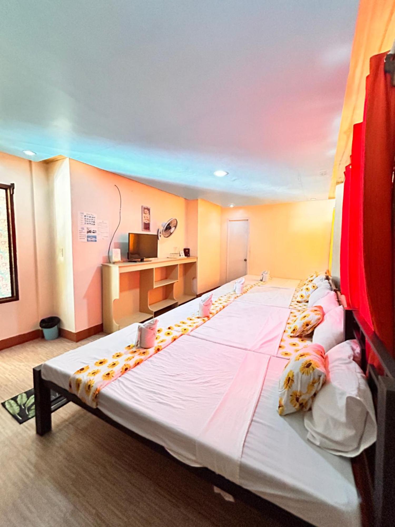 Brenmariel Tourist Inn Эль-Нидо Экстерьер фото